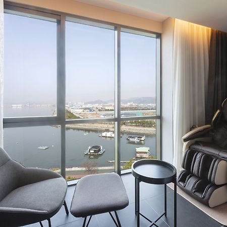 Brown-Dot Hotel Shinho Busan Buitenkant foto