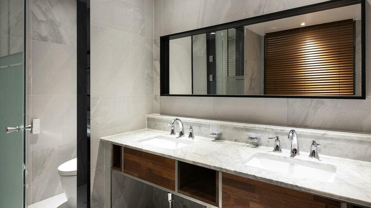 Brown-Dot Hotel Shinho Busan Buitenkant foto