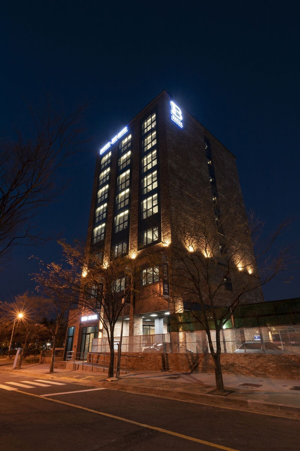 Brown-Dot Hotel Shinho Busan Buitenkant foto