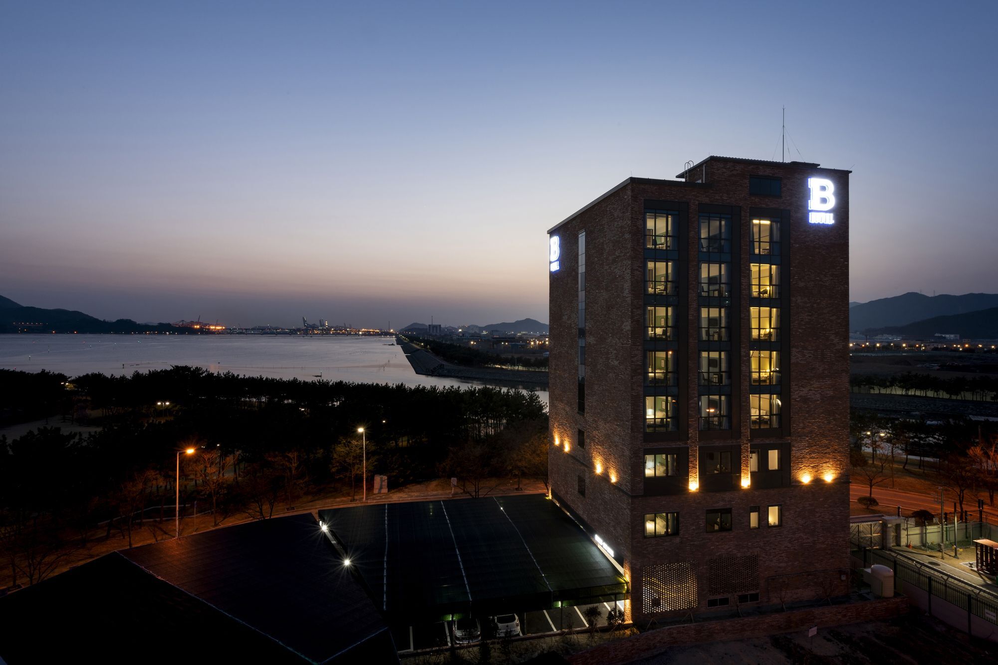 Brown-Dot Hotel Shinho Busan Buitenkant foto